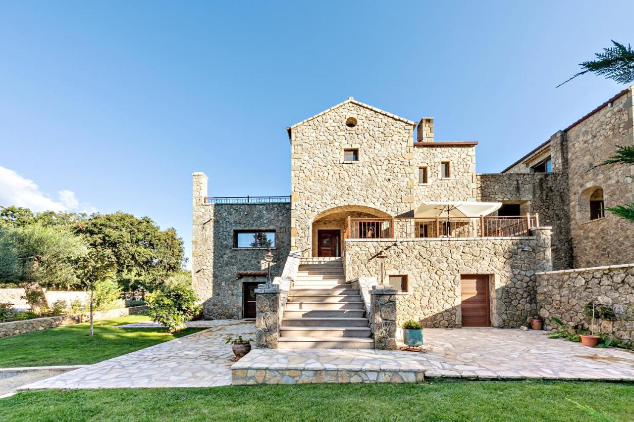 Filia Stone Villa Gouvia Buitenkant foto